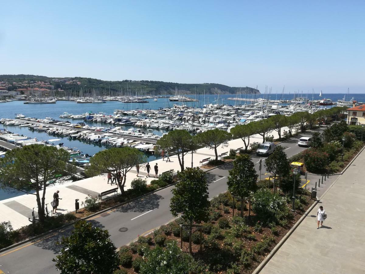 Vila Magenta, Terrace, Free Parking Izola Buitenkant foto